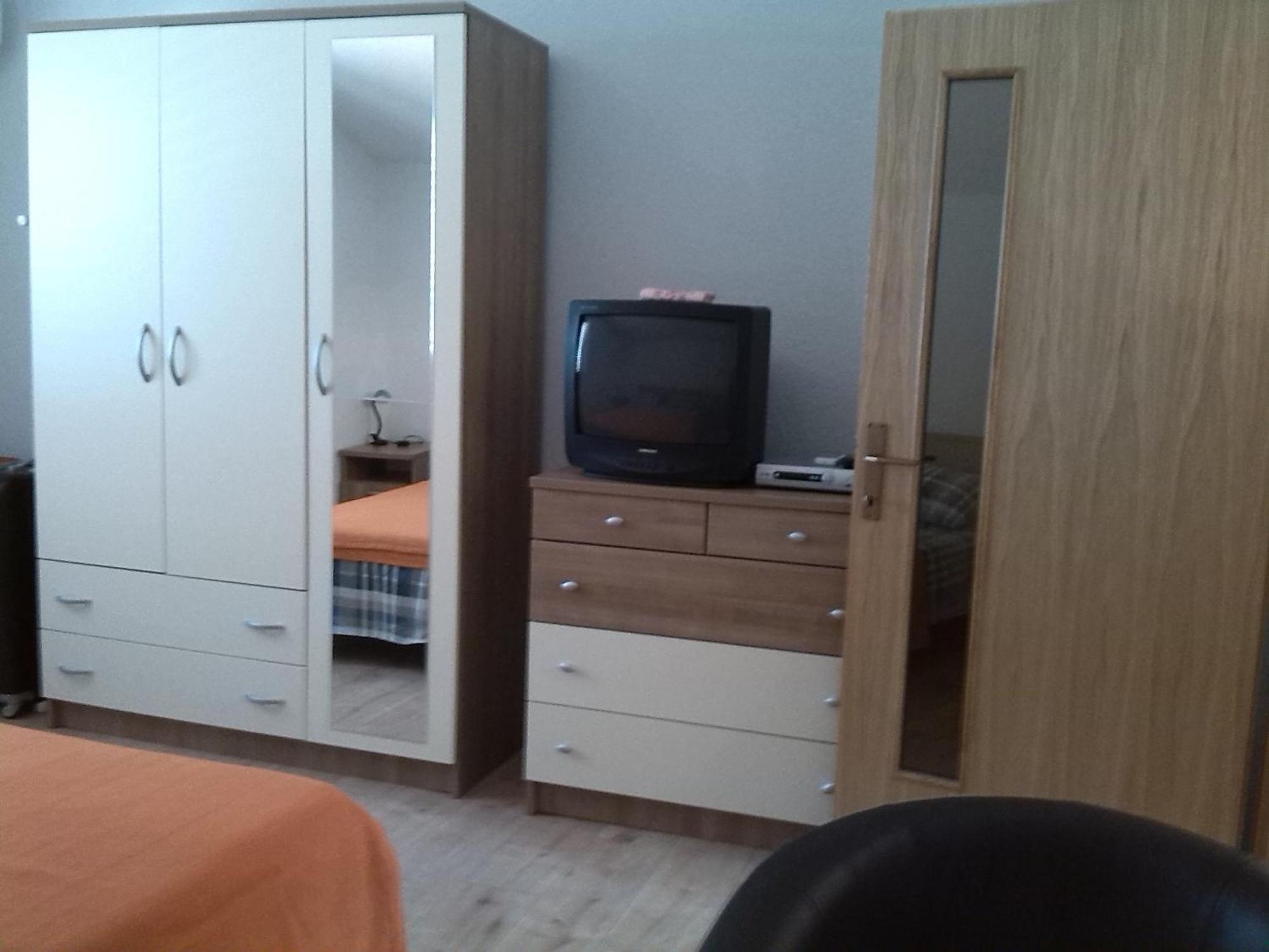 Apartments Batarilo Gornji Karin Chambre photo