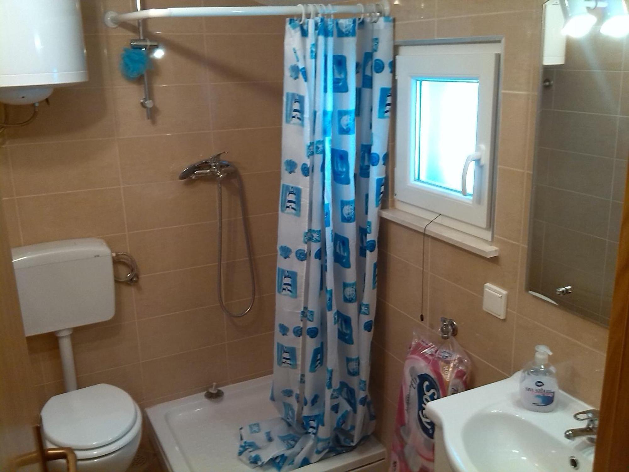 Apartments Batarilo Gornji Karin Chambre photo